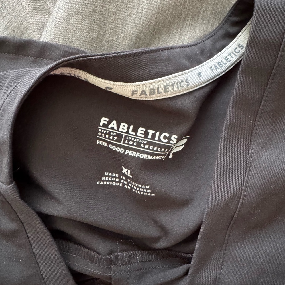 Fabletics Black Performance Top - Picture 6 of 8